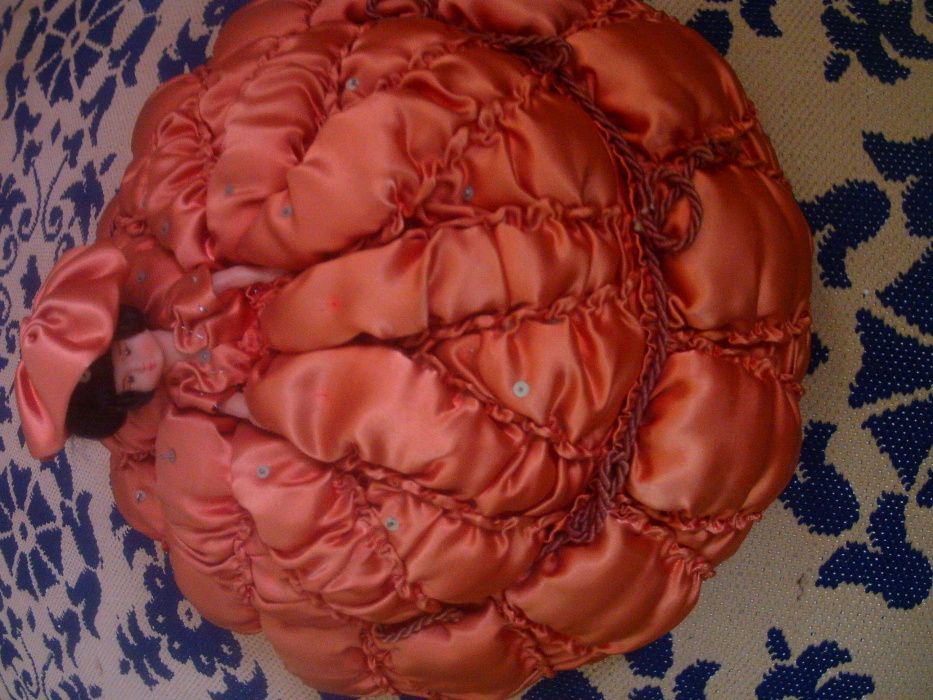 Jucarii de colectie papusi , ursuleti , catei , cocos , ratoiul donald