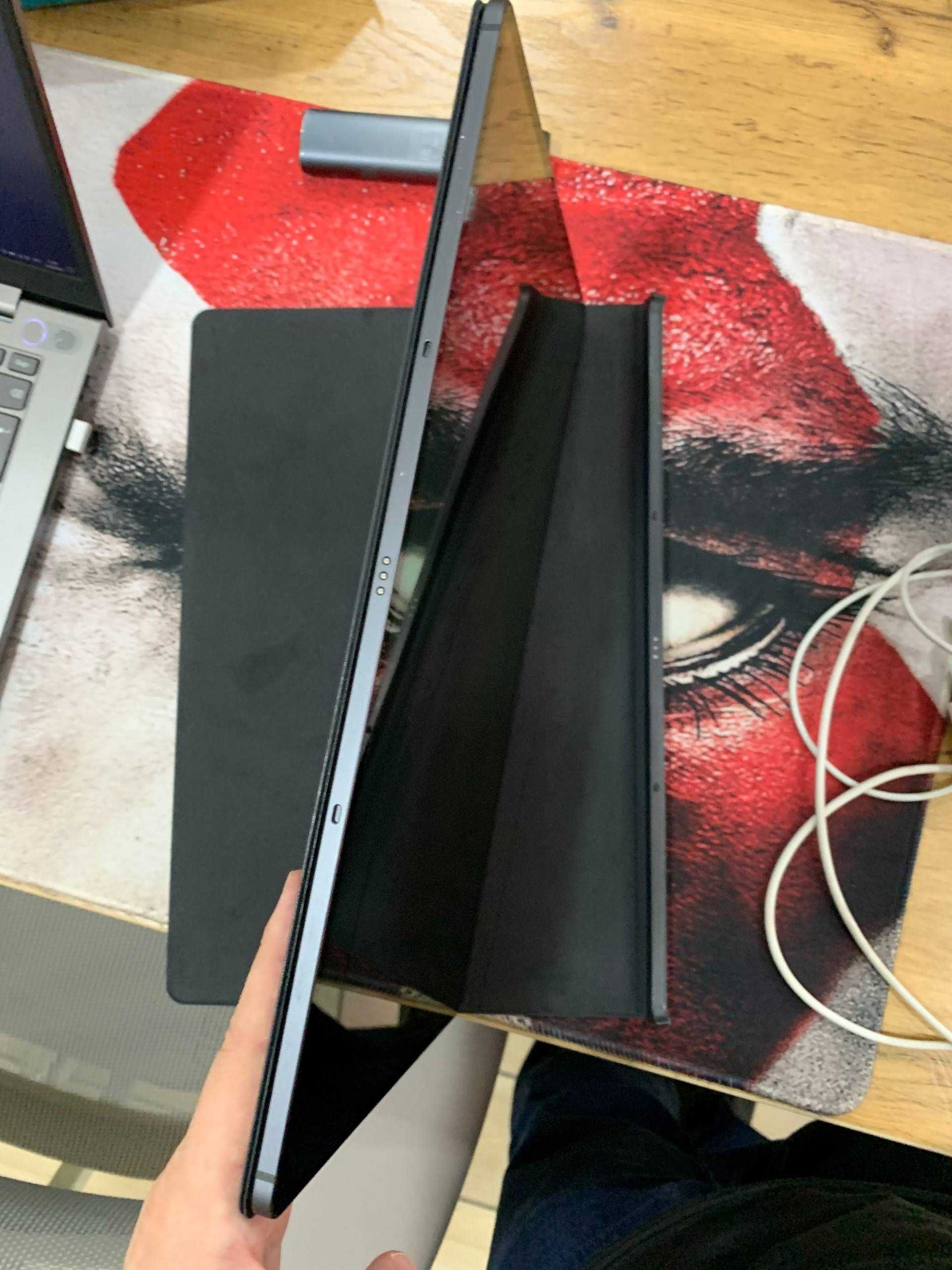 Samsung Galaxy Tab S9 Ultra (SM-X910)
256 ГБ