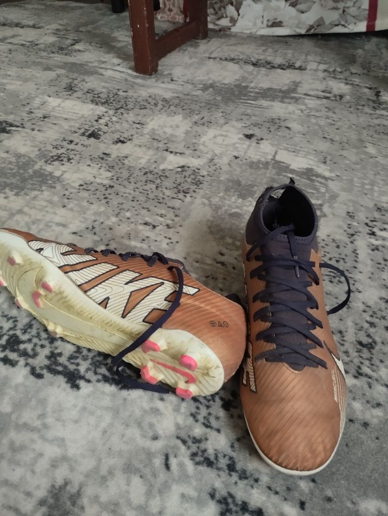 Бутонки Nike mercurial!