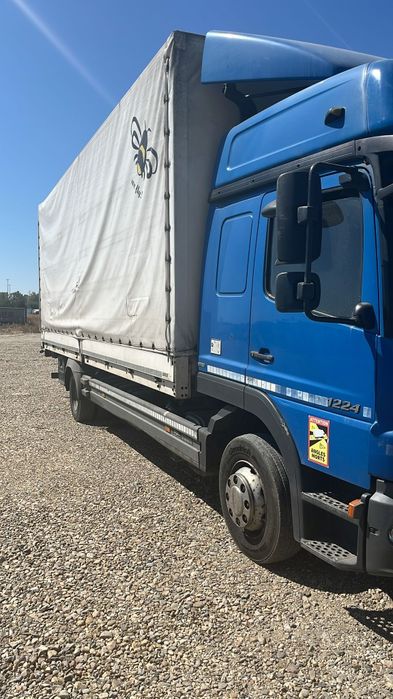 Vând Mercedes Atego