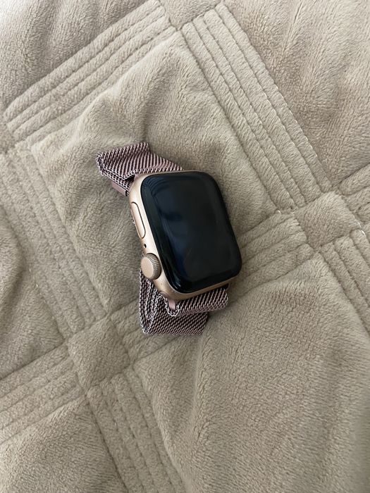 Apple watch se сатылады