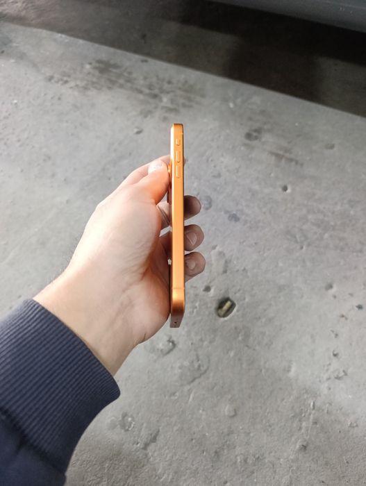 Iphone xr 17pro korpusda