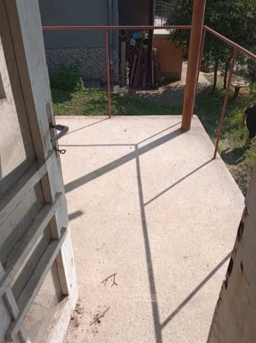 Продава КЪЩА област София, гр. Своге с. Владо Тричков