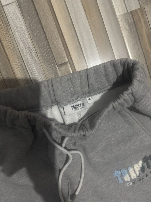 tracksuit trapstar