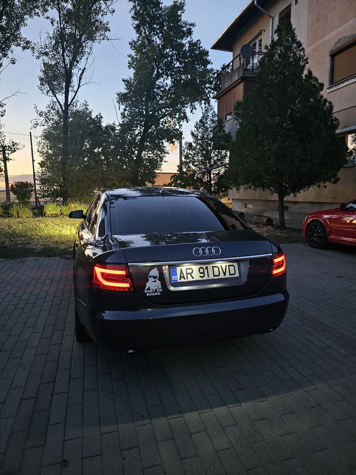 Vand Audi A6 motor 2.7-190 de cai pret 3200 € negociabil