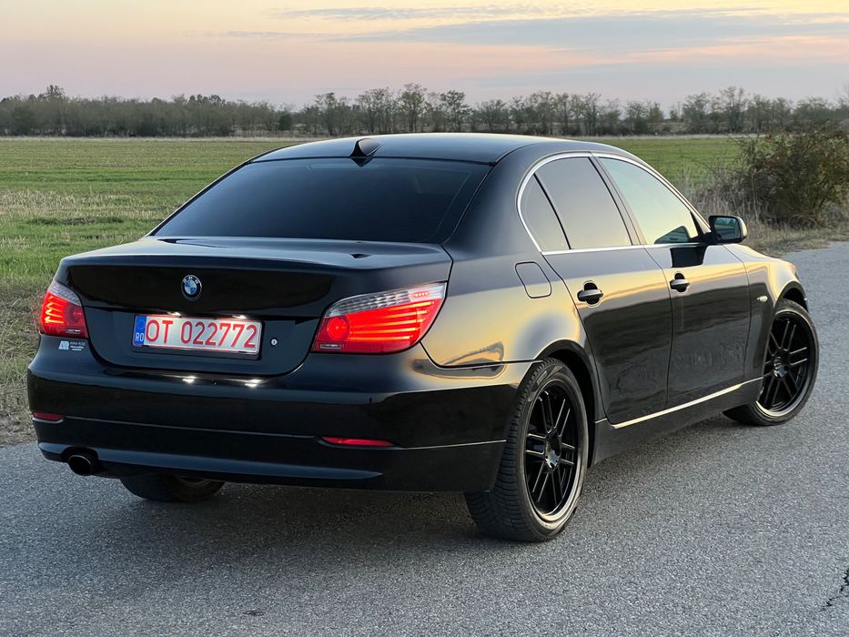 BMW Seria 5 E60 LCi/ 520d 2009/ 2.0d/ Bi-Xenon
