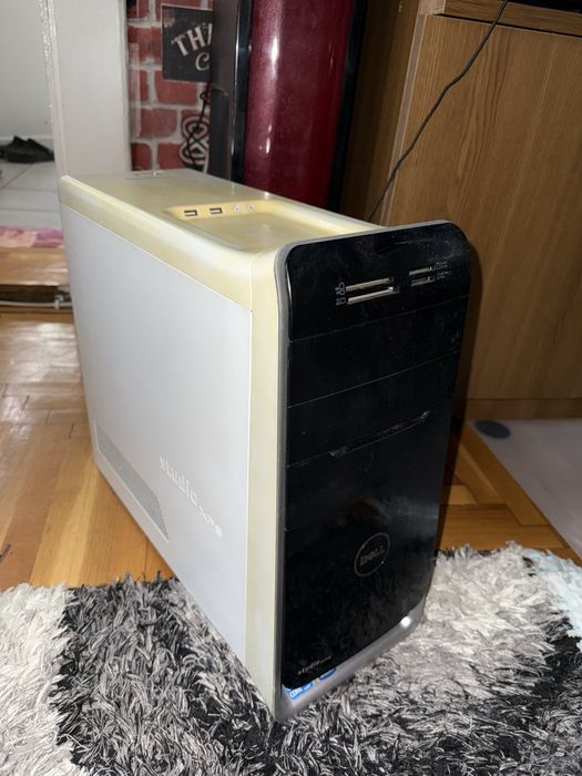 Pc intel i5 4570, 16gb ram, Nvidia GTX 750 2gb, hdd 1tb.