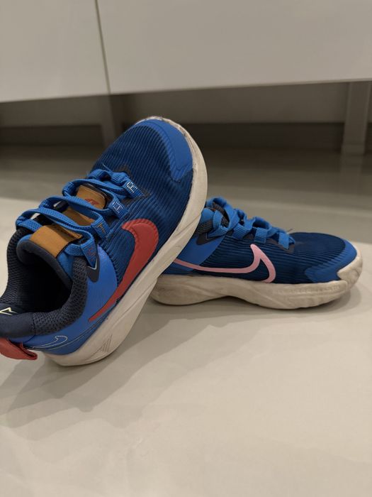 детски маратонки nike