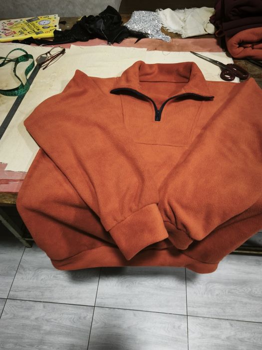 Свитшот с замком (терракота)