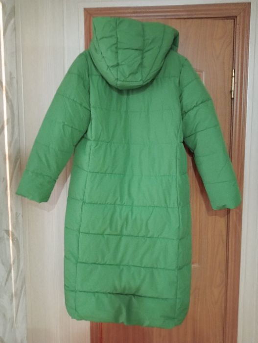 Пуховик женский , новый,