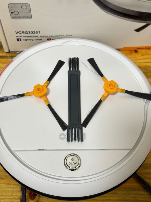 Робот пылесос Ingco