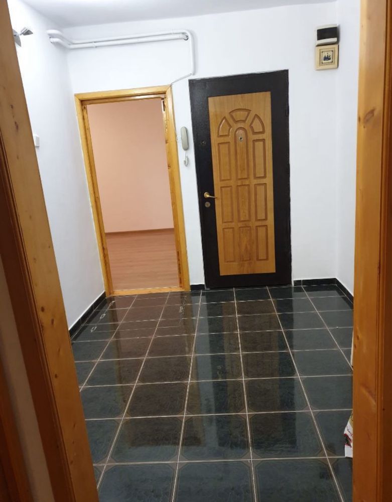 Apartament - 60mp + 25mp - parter - gradina - str. Tineretului 42