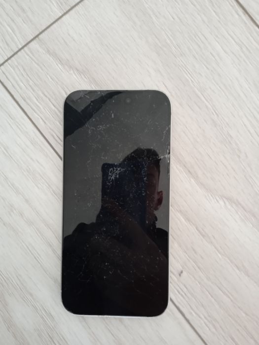 Vand placa de baza iPhone 15 pro