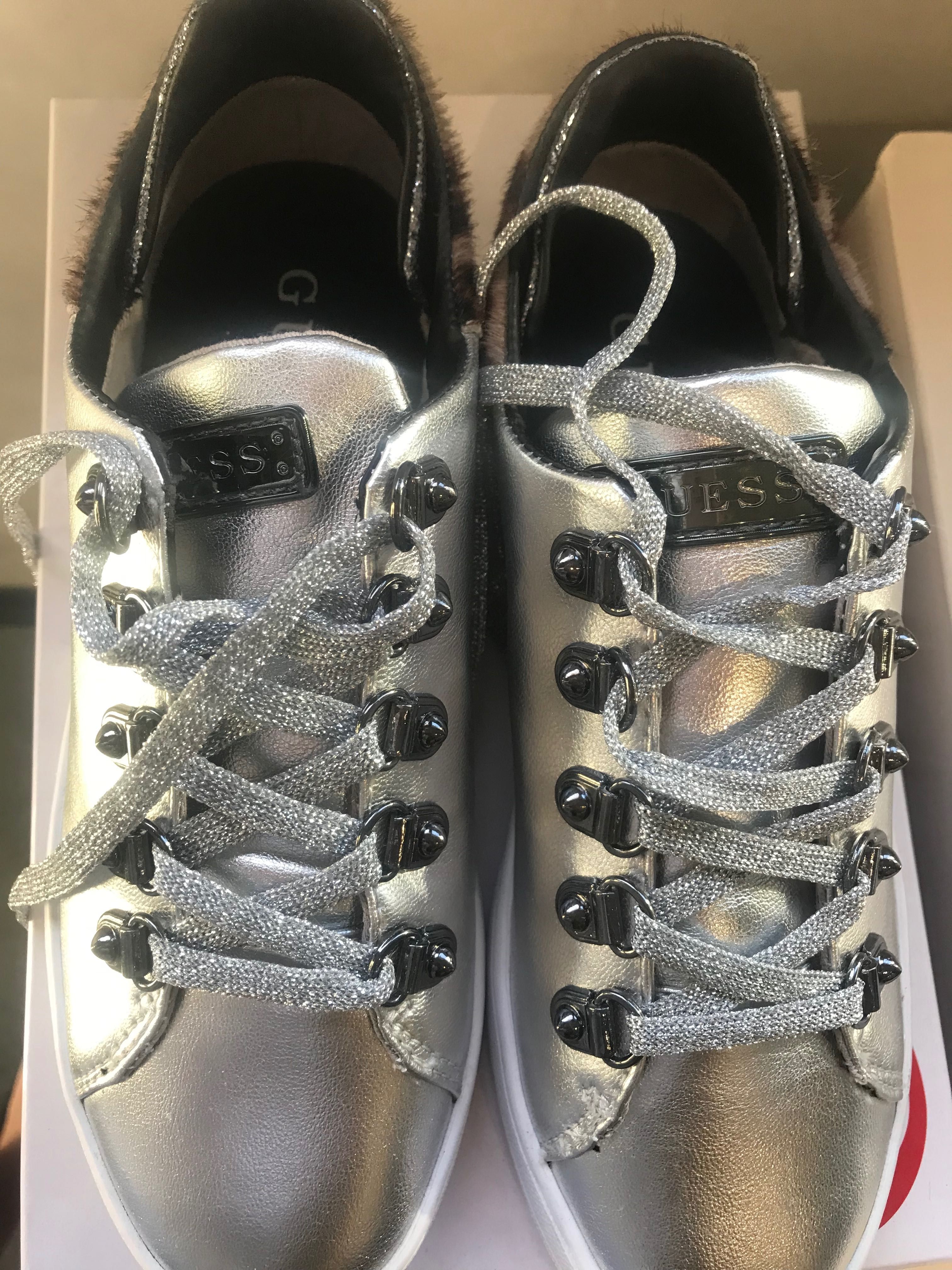Guess 35 чисто нови