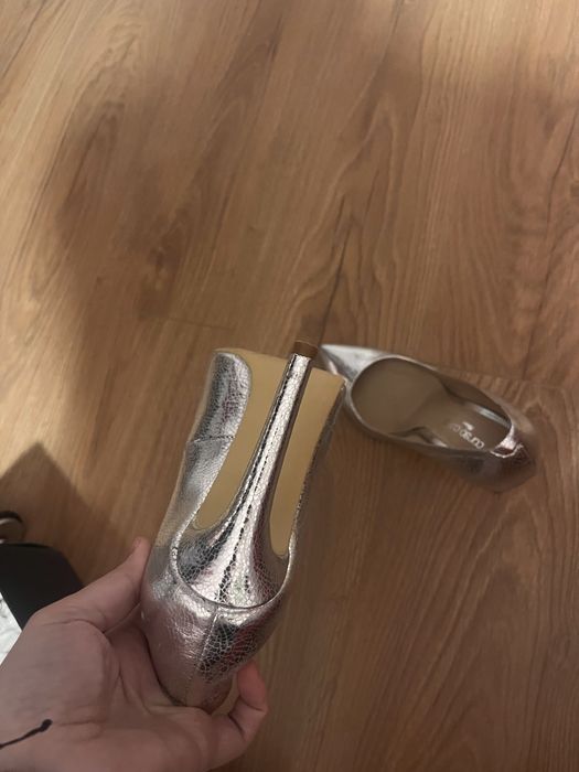 Pantofi stiletto argintii  39