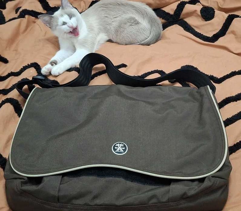 Geantă laptop XL Crumpler