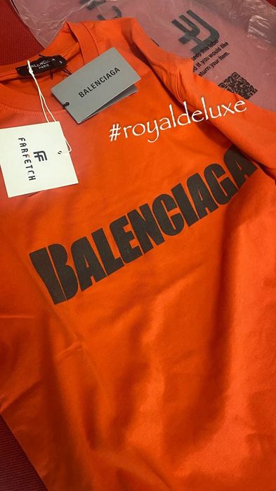 Tricou Balenciaga