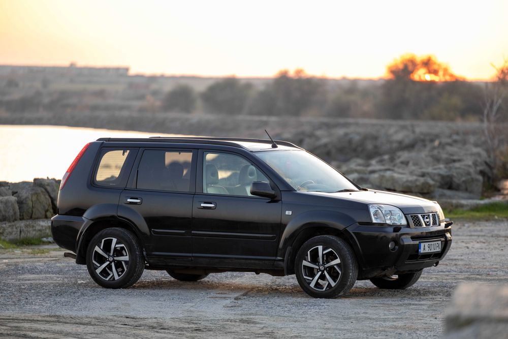 Nissan X-trail 2.5 бензин