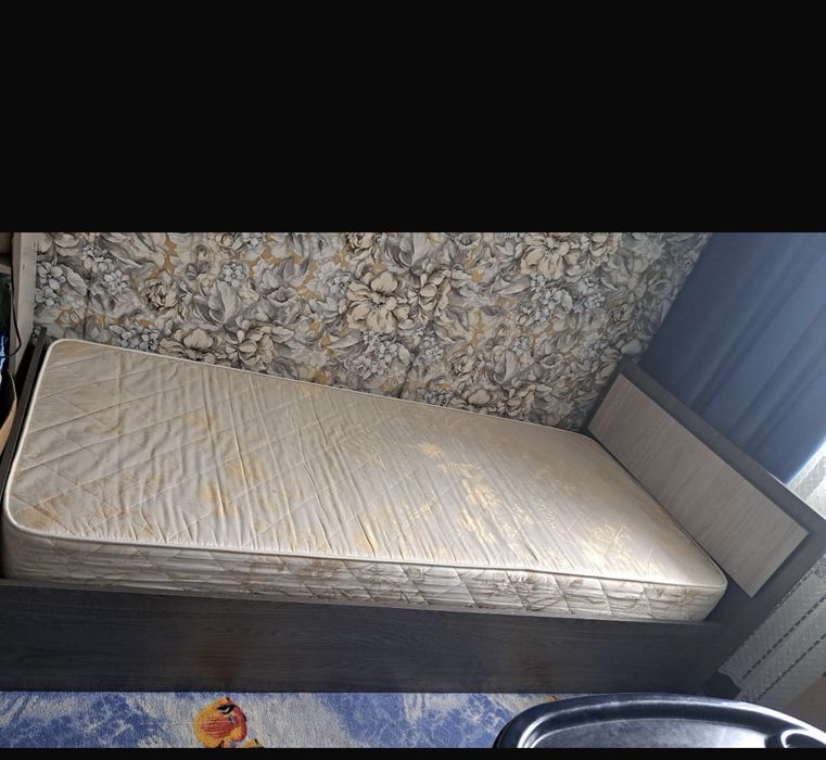 Продам мебель с матрасом в коплекте