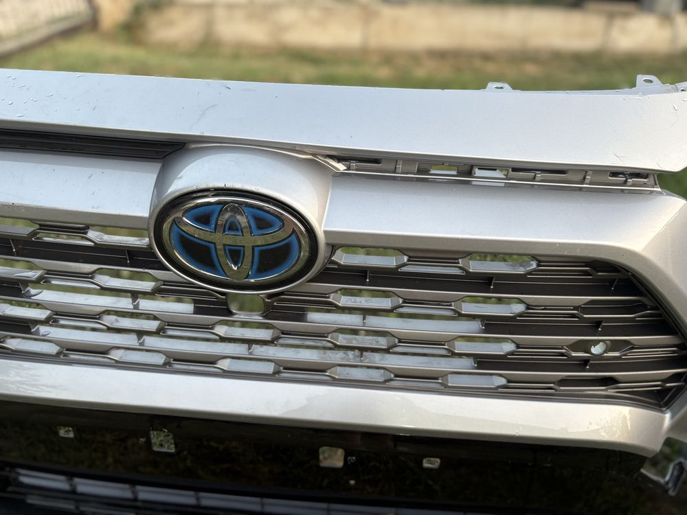 Предна броня за Тойота / Toyota Rav 4
