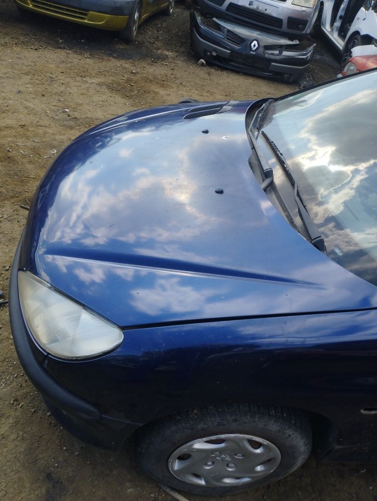 Capota far Peugeot 206