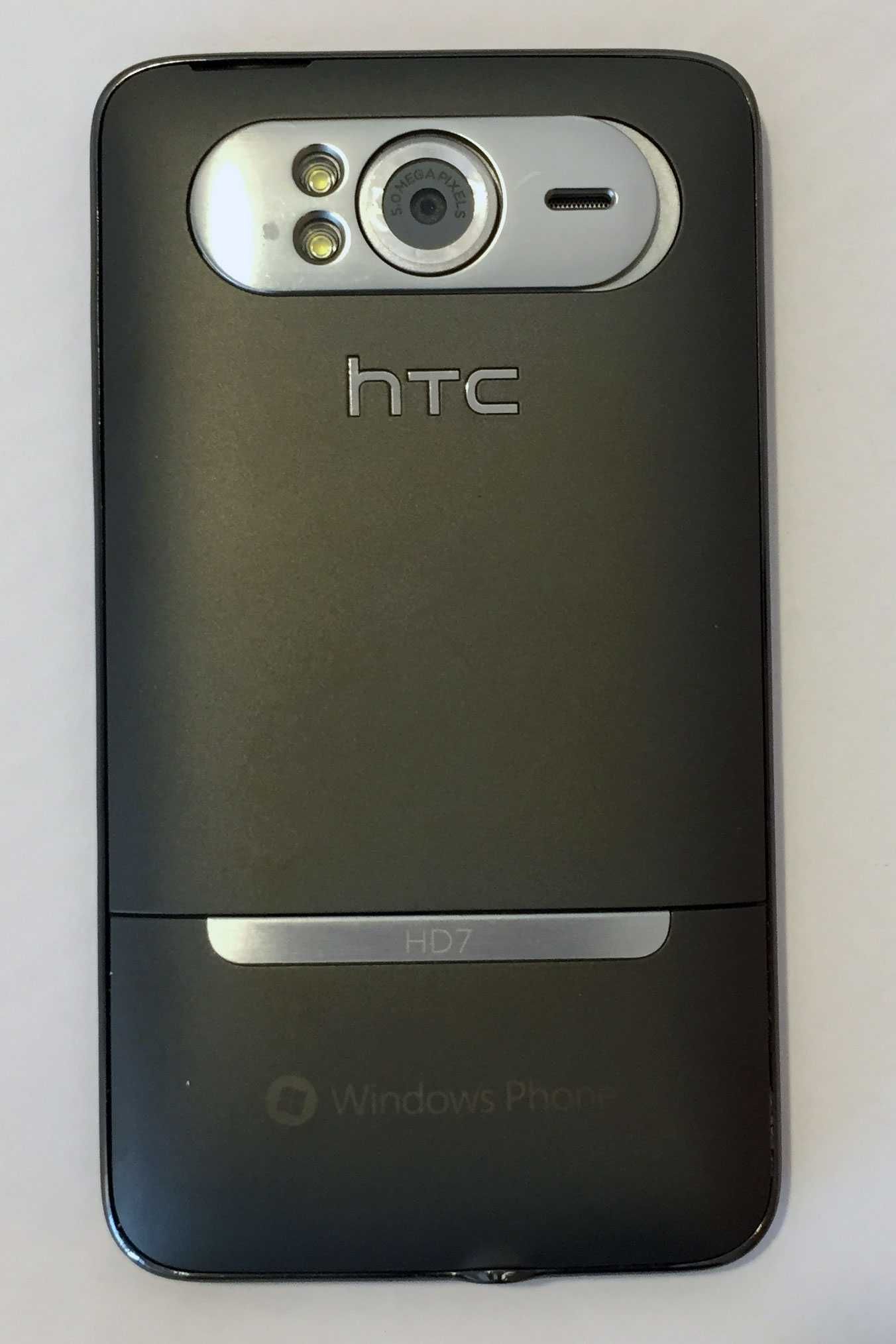 HTC HD7 T-Mobile с две батерии