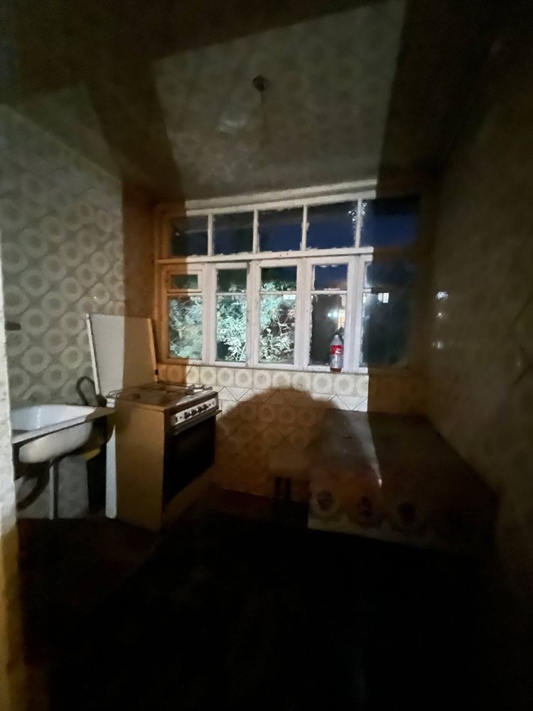 Srochno sdayotsya 2x komnatnaya kvartira Mikrorayon