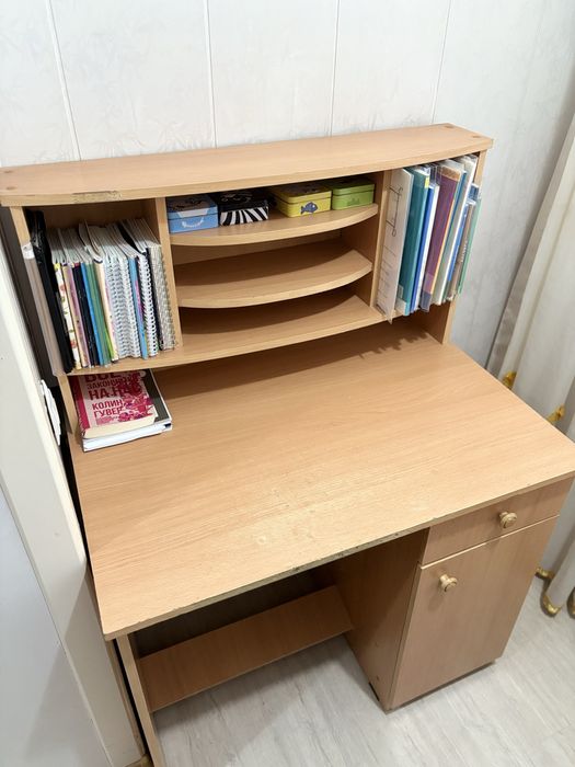 Письменный стол б/у