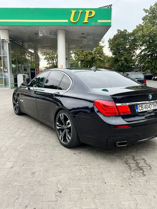 Bmw seria 7/F01 740d M pachet an 2010
