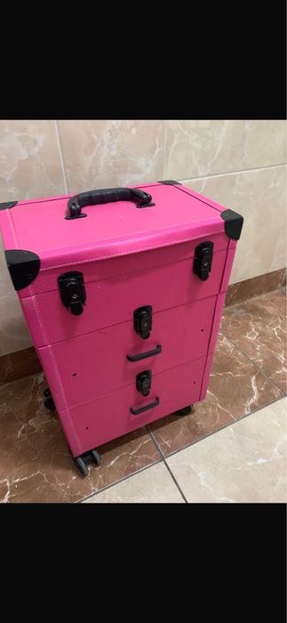 бьюти кейс (тумбочка)