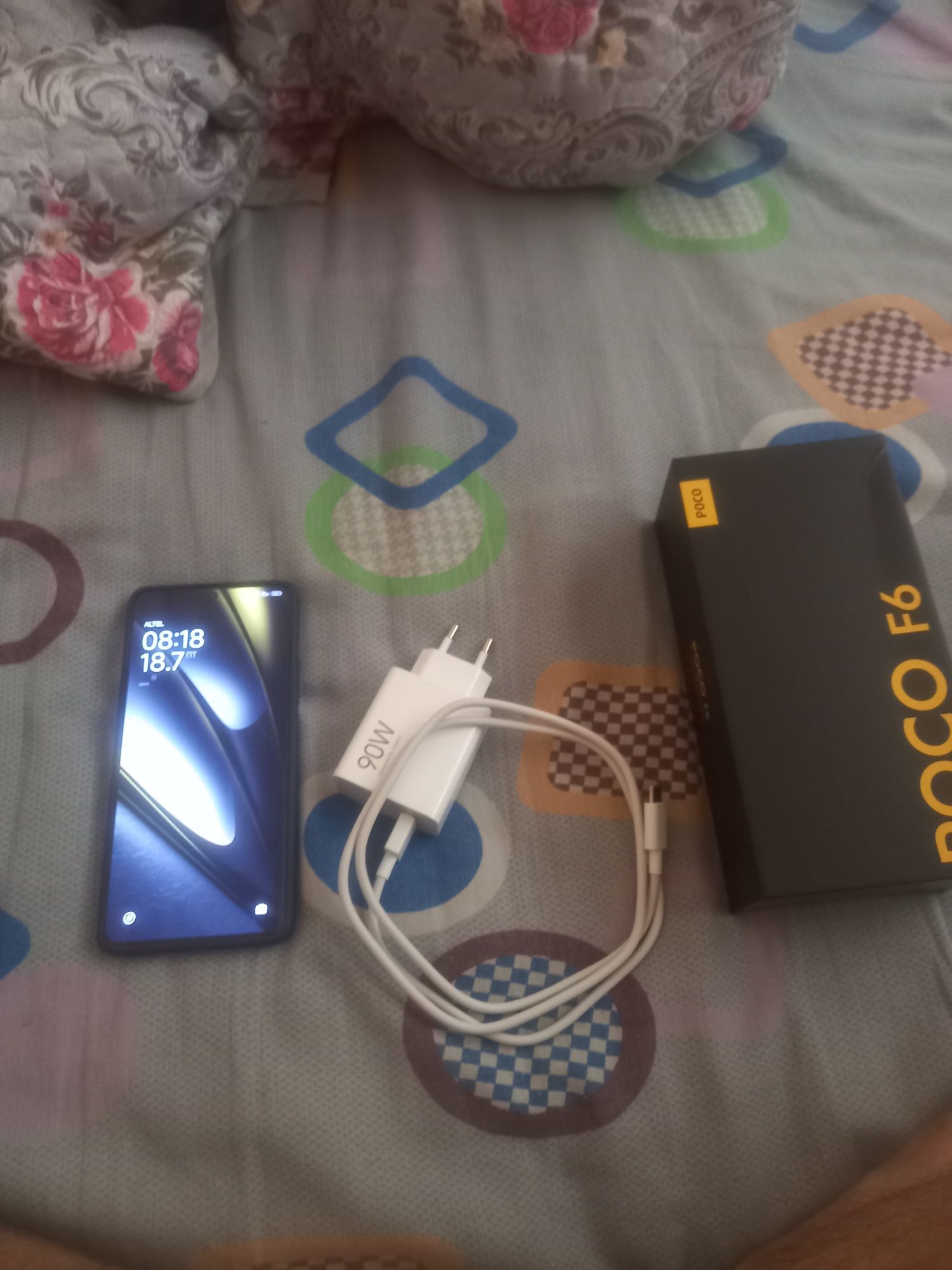 Poco f6 12/512 черный
