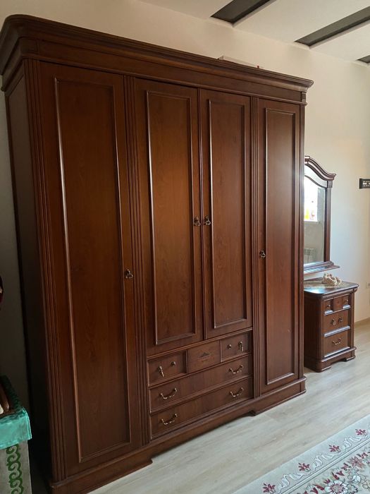 Спальный гарнитур { малазия }