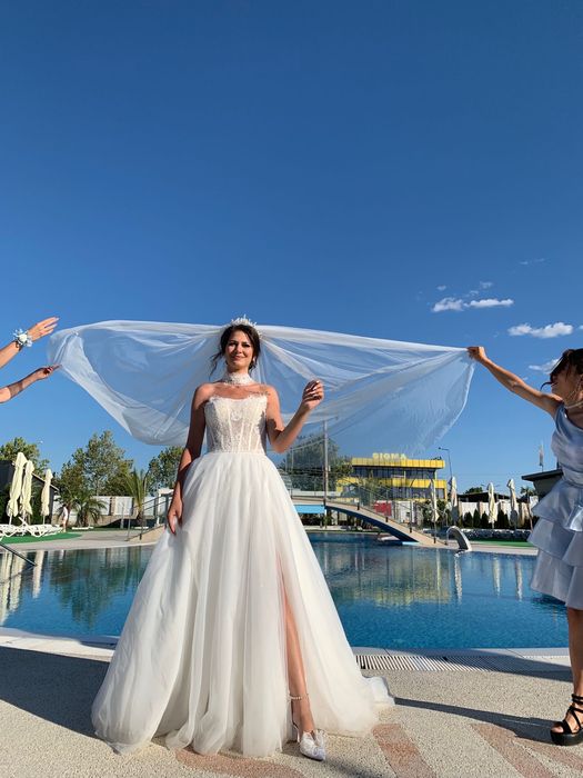 Vand Rochie de mireasa superba in stare impecabila