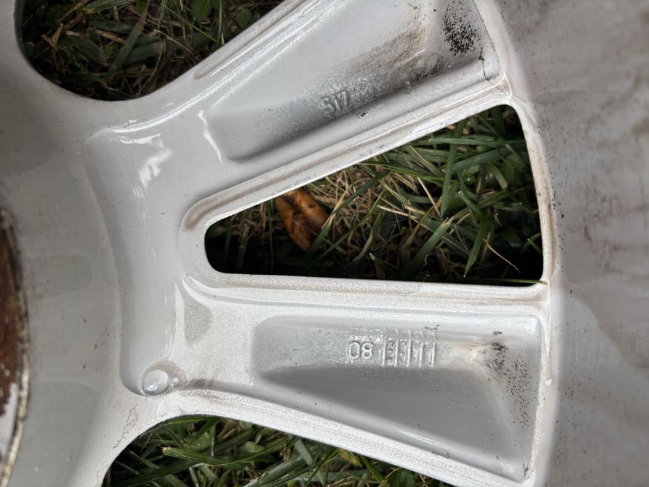 Jante aluminiu sunt pe 17