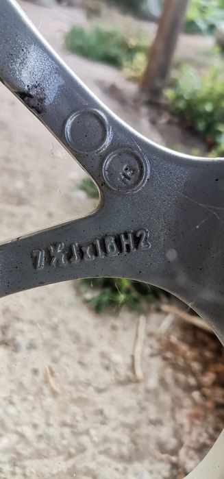 Аломиниеви джанти 4x108 borbet