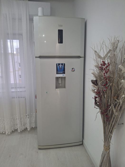 Frigider cu congelator beko