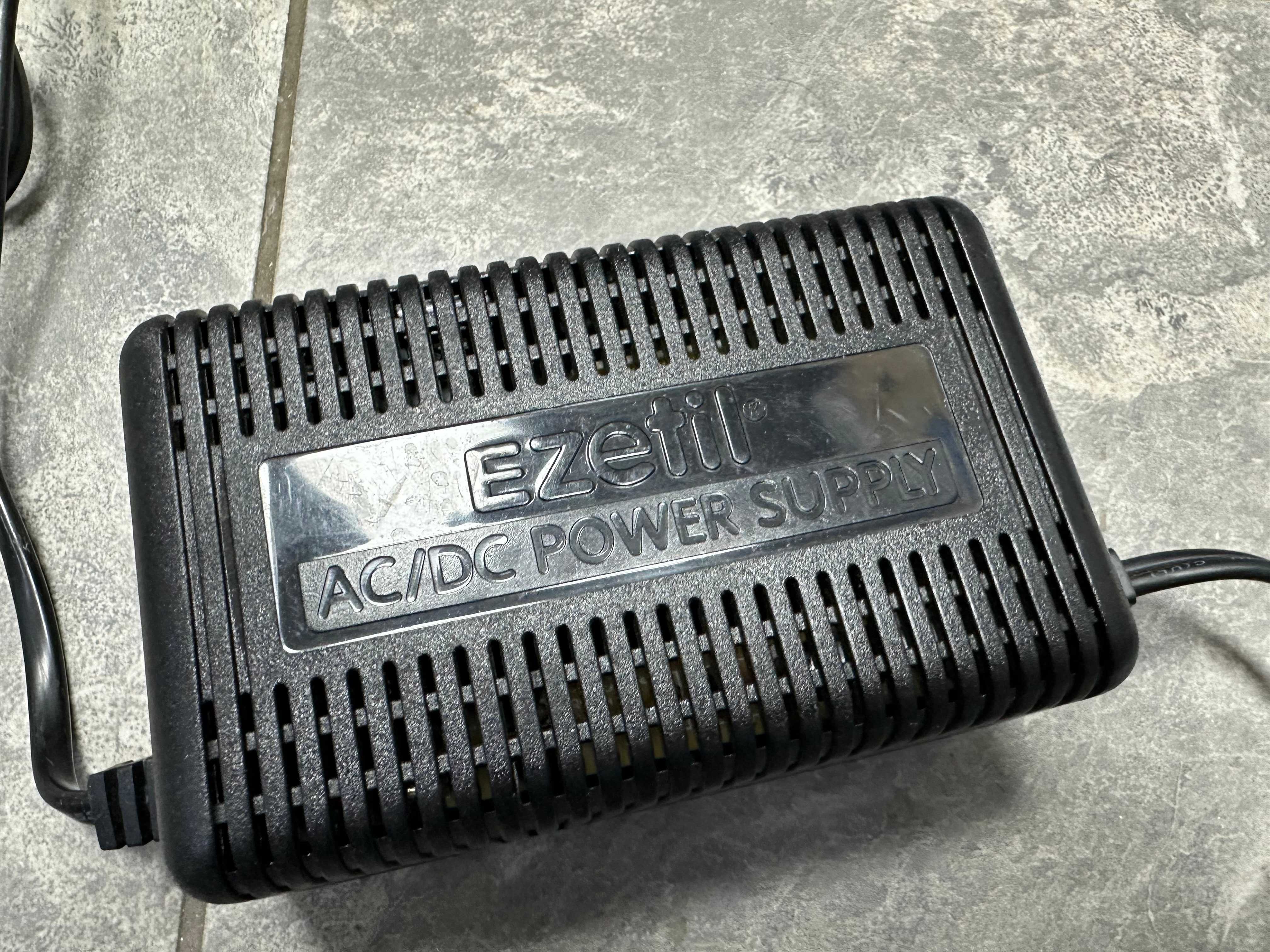 Адаптер за хладилна чанта  от 12v  на 200V