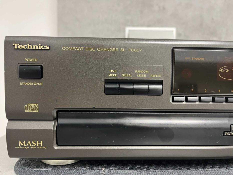 Technics SL-PD667, 5 cd changer, cd player, Made in Japan