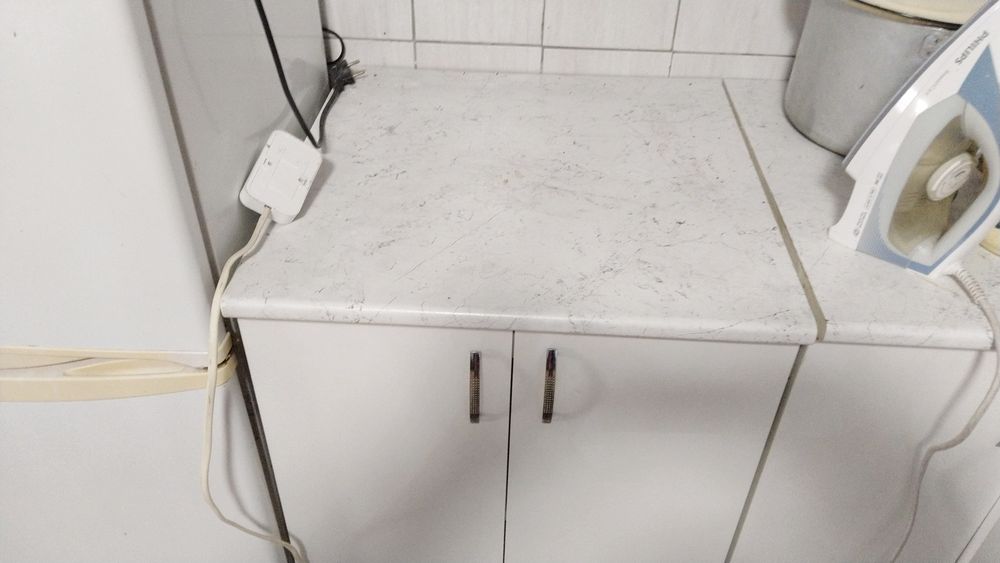 Продается кухонные шкафы