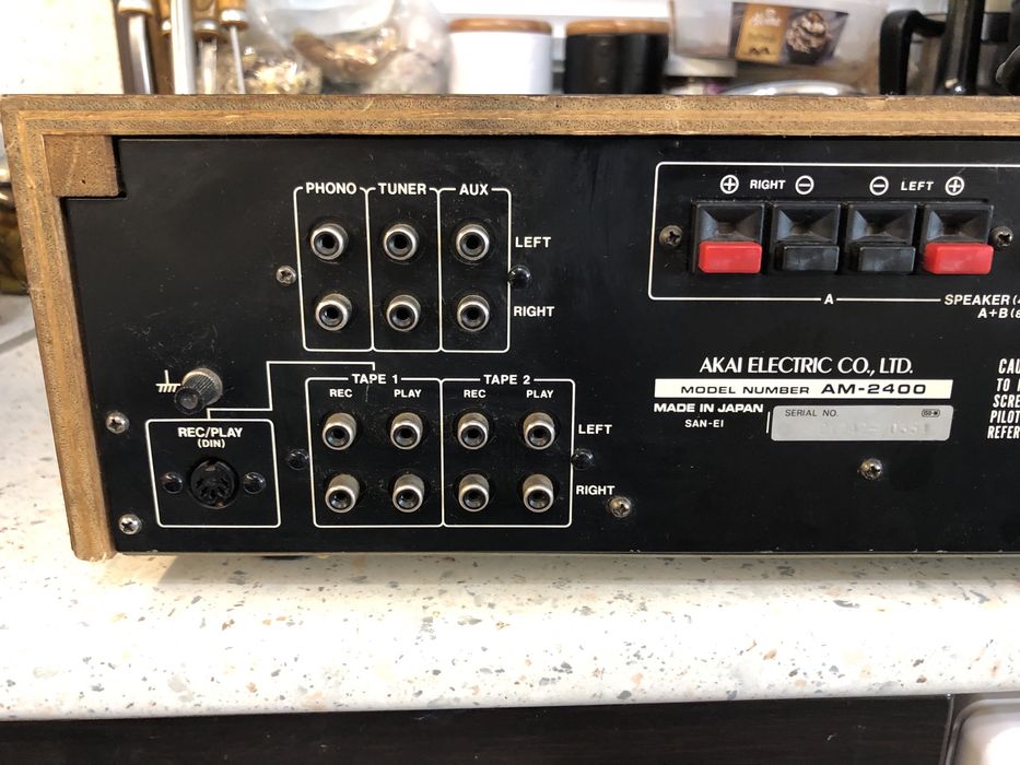 Akai AM-2400 Стерео