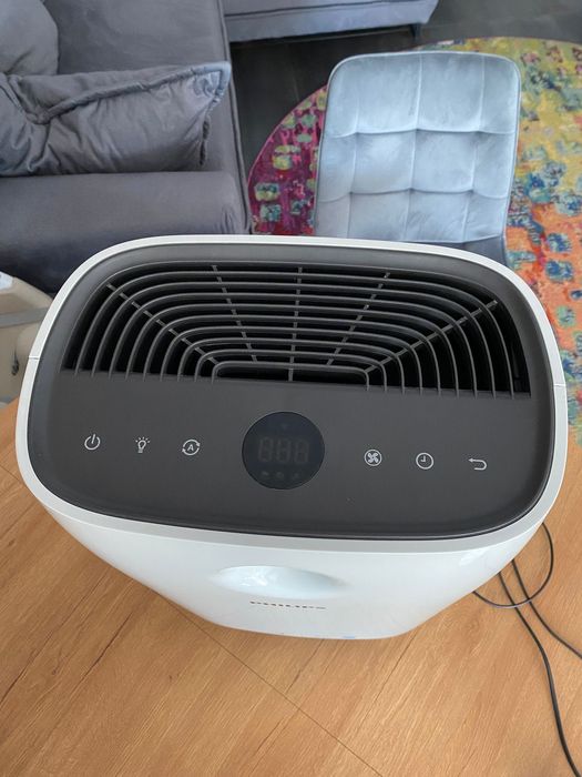 Purificator aer Philips AC2889