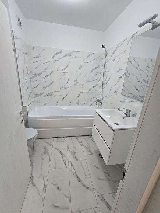 Inchiriez apartament 2 camere