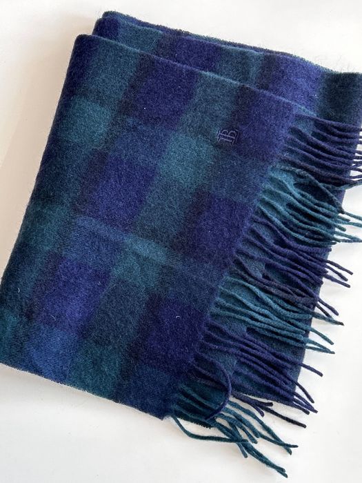 Мек хубав кариран  вълнен шал Bondelid