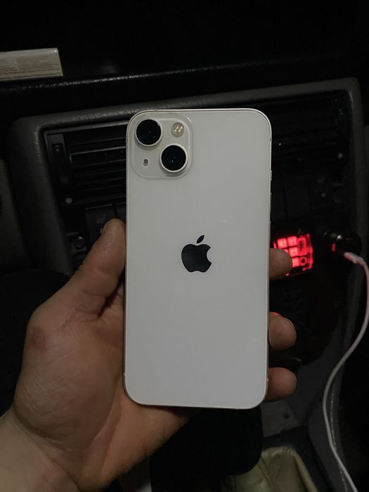 Продается айфон 13 и идеале