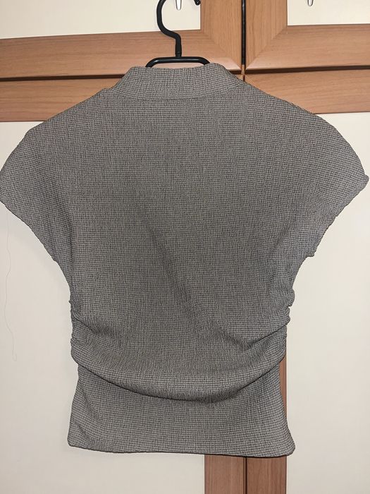 Драпиран топ Zara