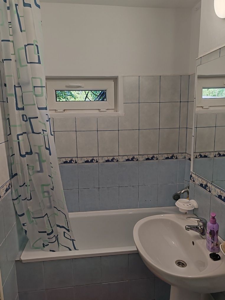 Inchiriez  apartament și pt muncitori