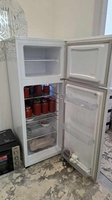 Artel xaladelnik sotiladi