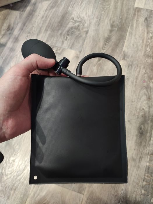 Подушка с помпой для вскрытия авто и не только