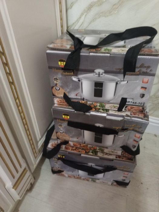 Продам новый набор кастрюль
