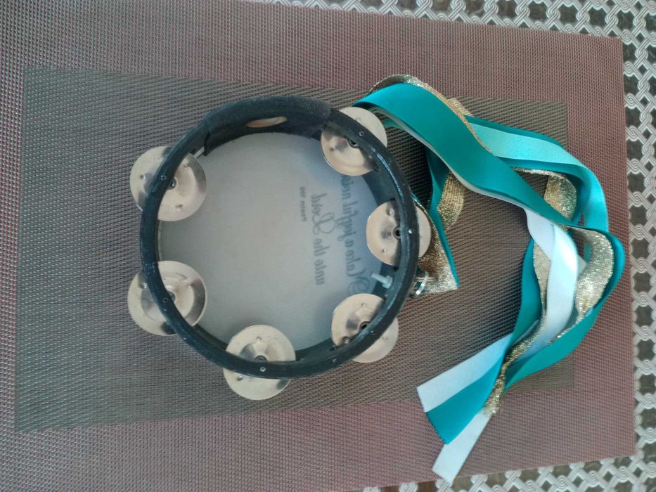 Интересно ,миниатюрно дайре.